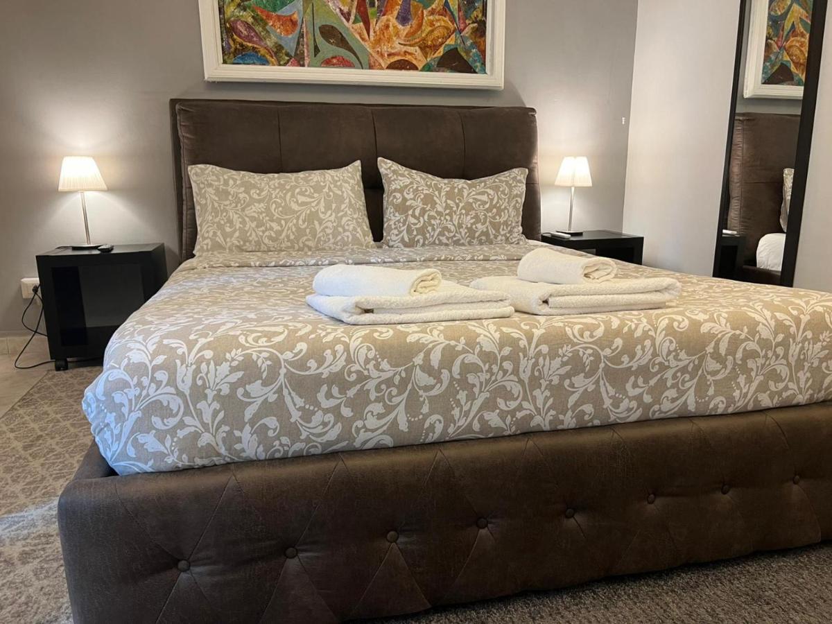 فندق Appia Avenue 639 روما المظهر الخارجي الصورة